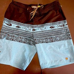 Quiksilver Size 34 - Surf Trunks